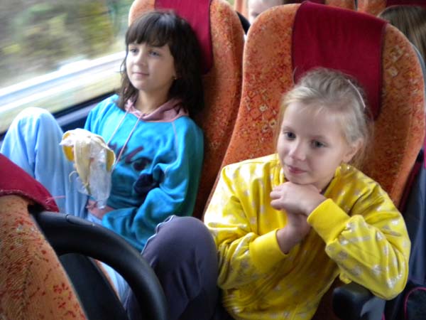 Deti za kravou 126 Aj my sme vyhladli